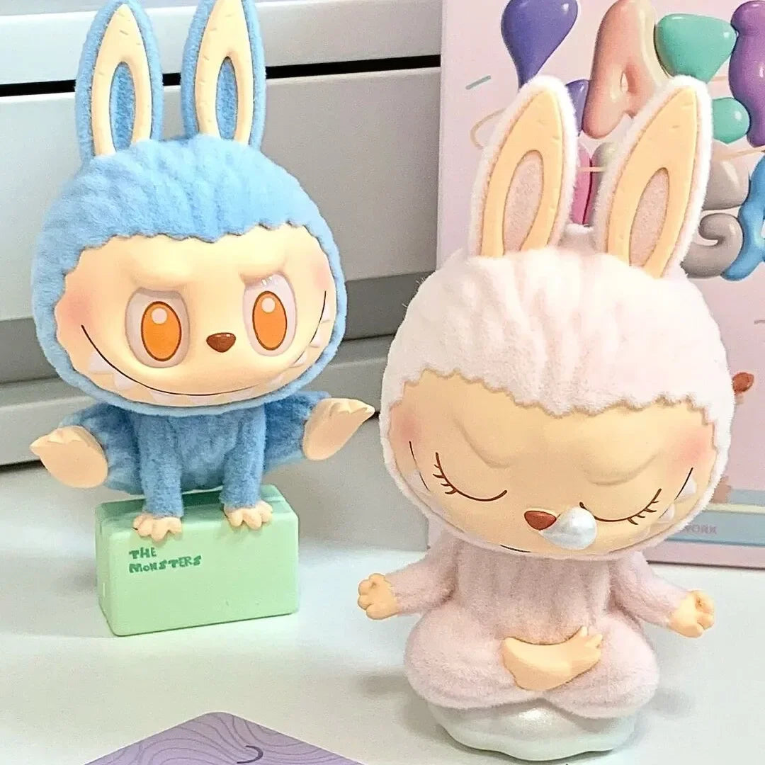 Labubu - Lazy Yoga